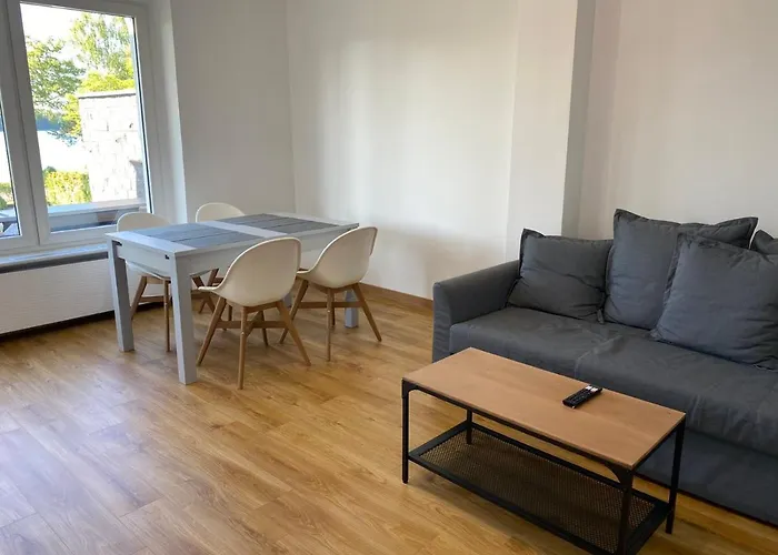 Jeziorna 40 * ハジコビ